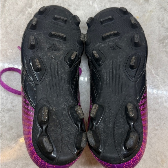 Adidas Black and Pink Athletic Cleats Soccer shoes. Size 12k - Picture 5 of 6
